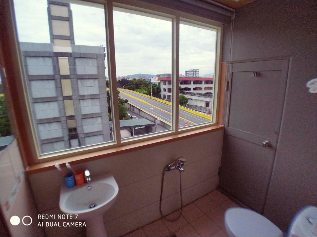 玖拾捌民宿-98Bnb Hualien City Exterior foto