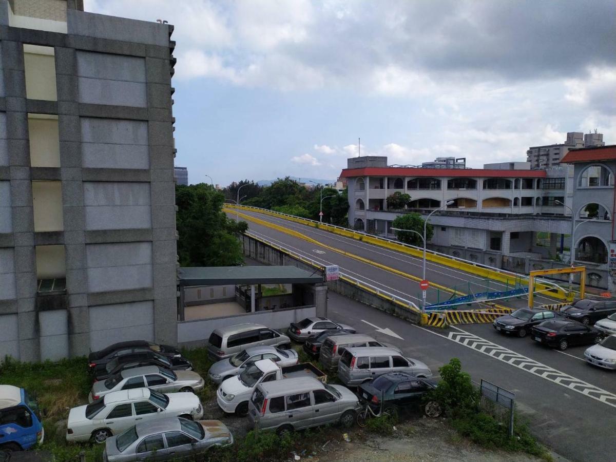 玖拾捌民宿-98Bnb Hualien City Exterior foto